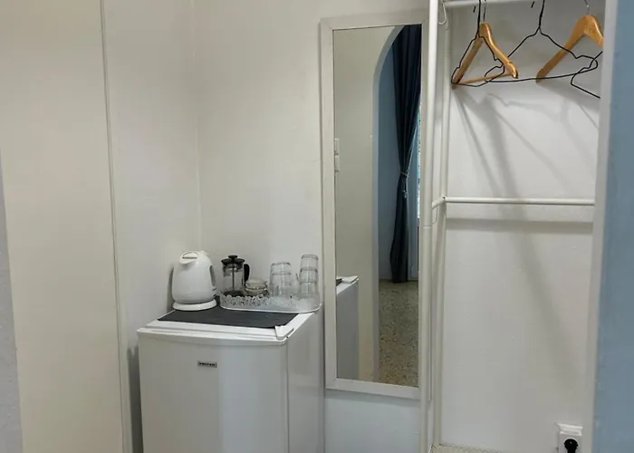 Kamara In * נאוסה